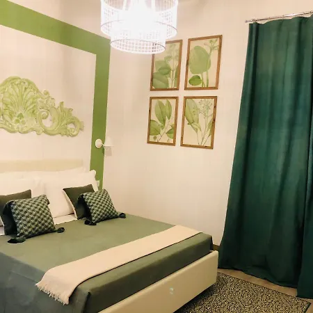 Bed and Breakfast Domus Alberta Λέτσε